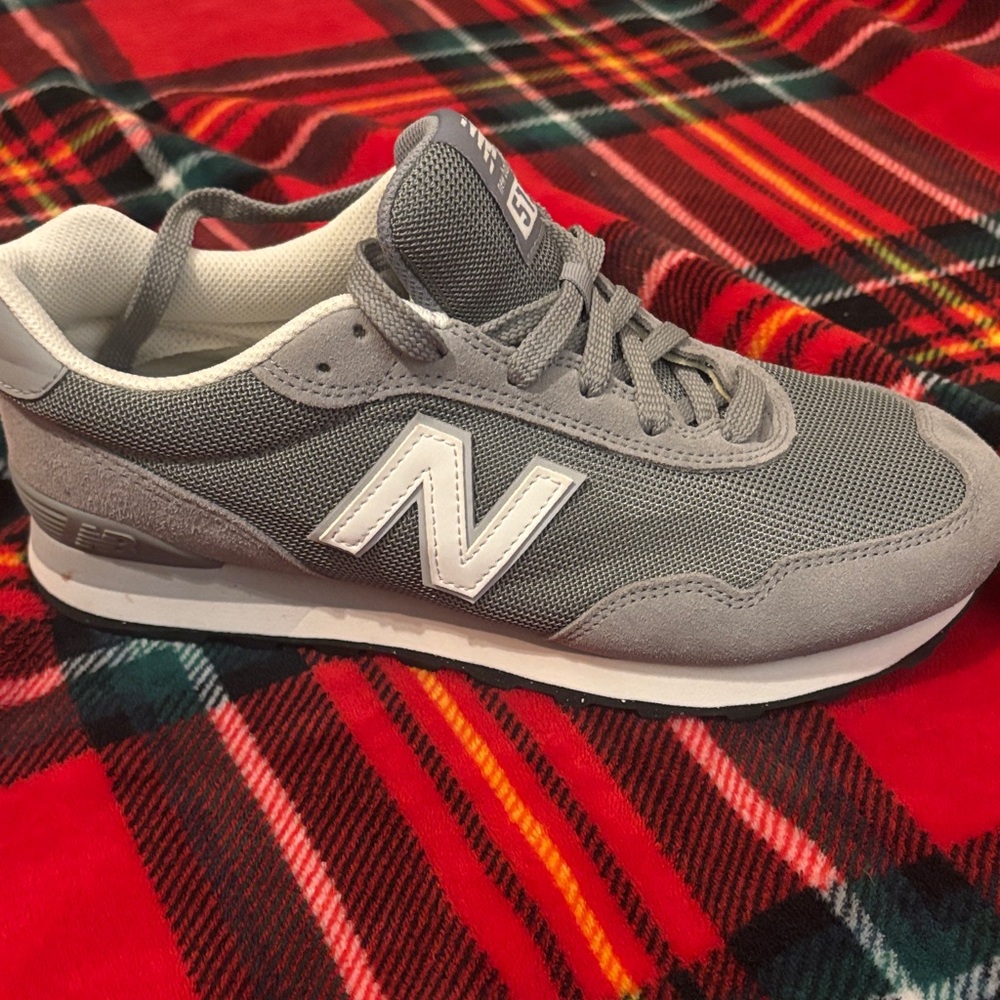 One shoe Only!Right shoe amputee new  Balance Men's Sneakers